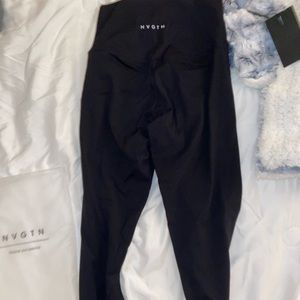 NVGTN signature leggings